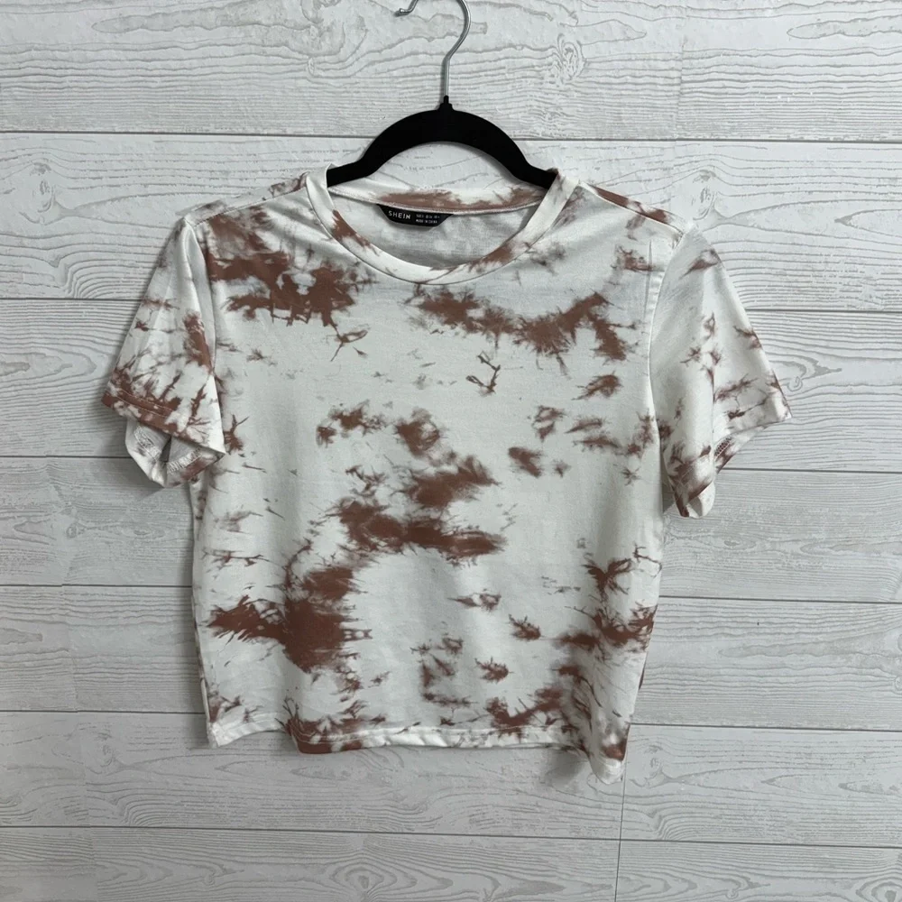 Pair Of Women’s White Cropped Short Sleeve Tee Shirts. Size S - Picture 5 of 6